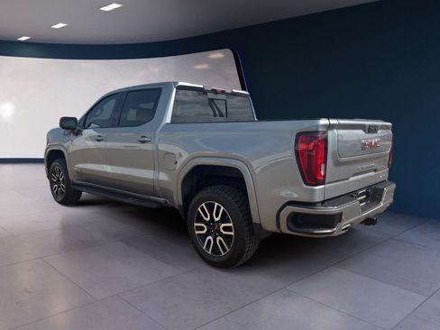 Used 2024 GMC Sierra 1500 AT4 w/ Technology Package AWD/4WD image 3