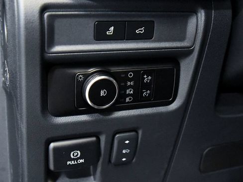 Used 2023 Ford Expedition Max Limited AWD/4WD image 32