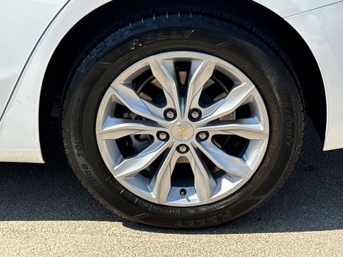 Used 2023 Chevrolet Malibu LT FWD image 10