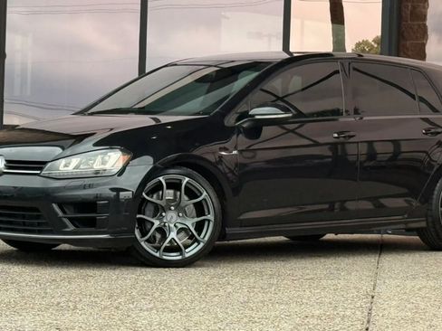 Used 2017 Volkswagen Golf R 4-Door AWD/4WD image 3