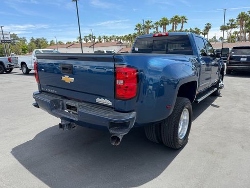 Used 2015 Chevrolet Silverado 3500 High Country w/ Duramax Plus Package image 3