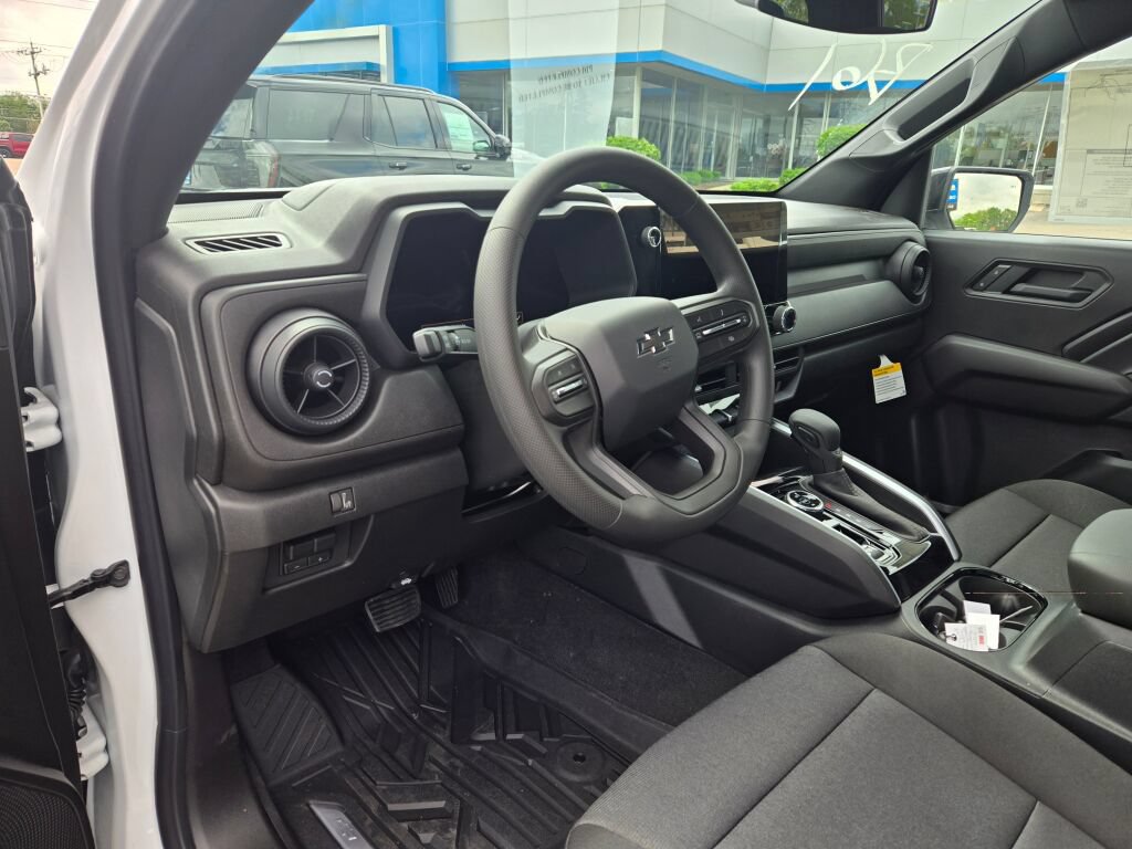 New 2026 Chevrolet Colorado Trail Boss AWD/4WD image 17