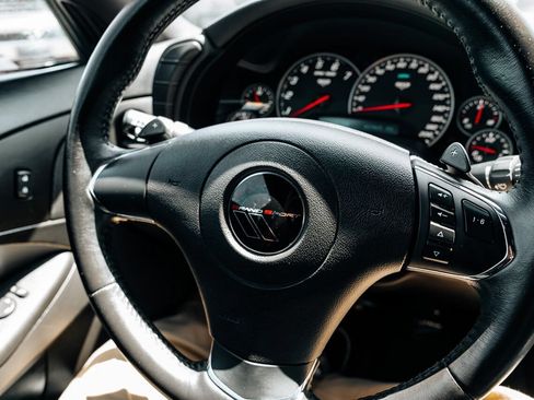 Used 2013 Chevrolet Corvette Grand Sport RWD image 25