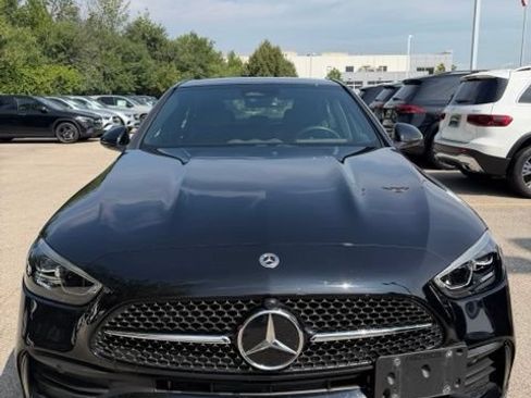 Used 2023 Mercedes-Benz C 300 4MATIC Sedan image 2