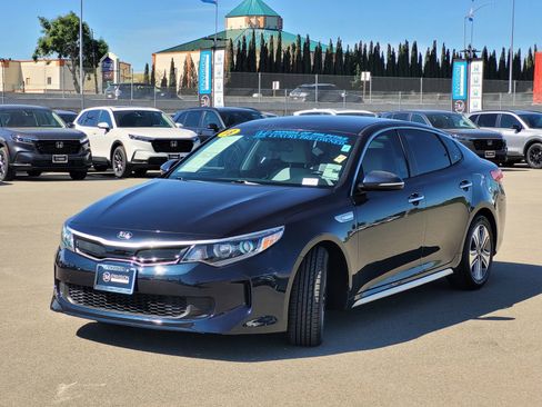 Used 2018 Kia Optima EX image 9