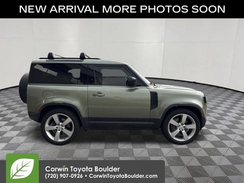 Used 2022 Land Rover Defender 90 S AWD/4WD image 9