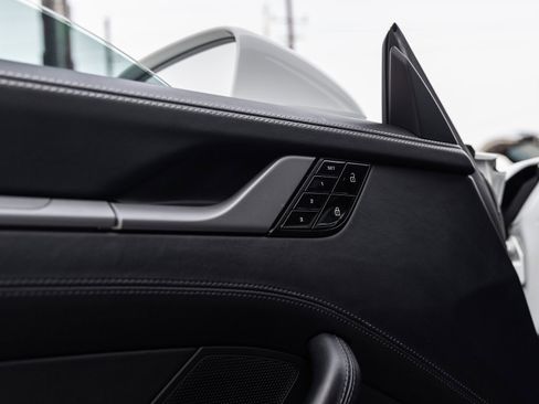 Certified 2021 Porsche 911 Targa 4S image 26