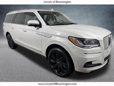Certified 2024 Lincoln Navigator L Reserve AWD/4WD image 11