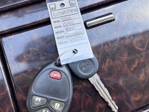 Used 2013 GMC Sierra 1500 Denali image 16