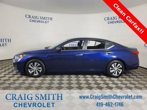 Used 2024 Nissan Altima 2.5 S image 2