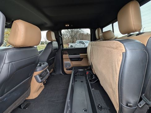 Used 2023 Ford F350 Lariat w/ FX4 Off-Road Package image 35