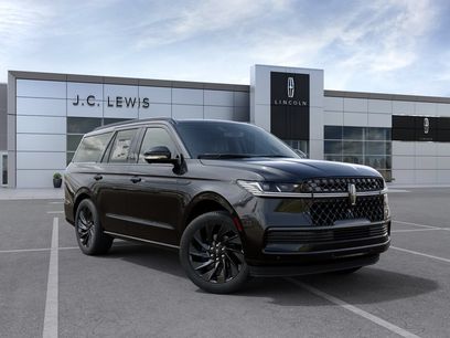 New 2027 Lincoln Navigator Reserve w/ Jet Appearance Package