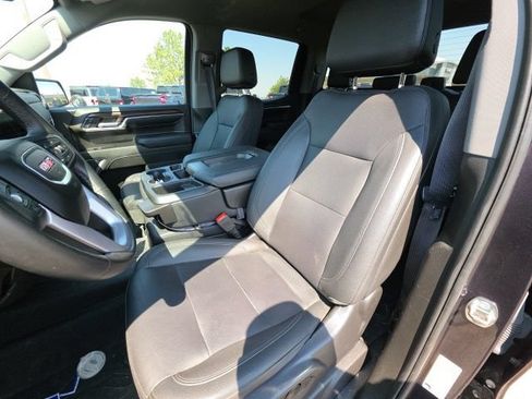 Used 2024 GMC Sierra 1500 SLT AWD/4WD image 6