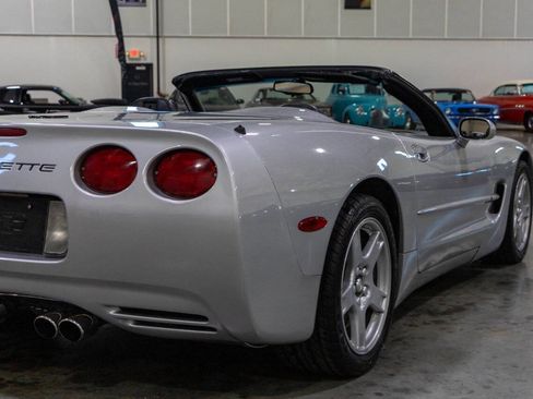 Used 1999 Chevrolet Corvette Convertible w/ Memory Pkg RWD image 40