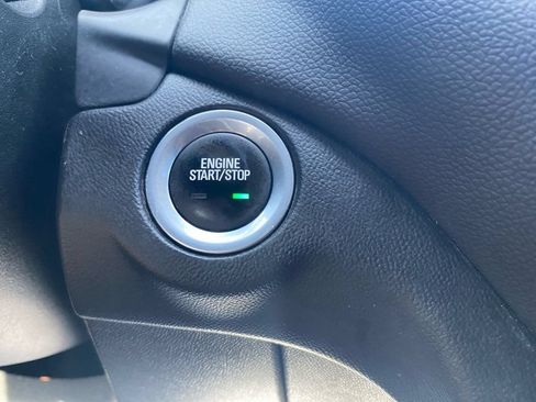 Certified 2022 Chevrolet Equinox LT AWD/4WD image 35