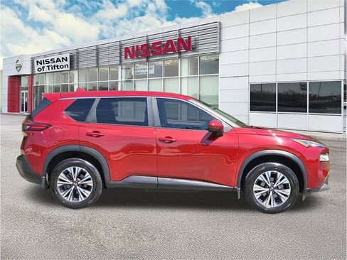 Certified 2023 Nissan Rogue SV FWD image 3