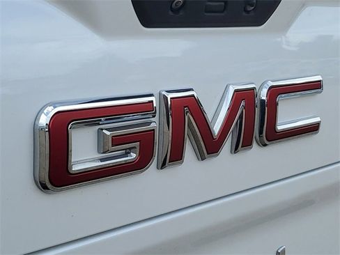 Used 2022 GMC Sierra 1500 Denali w/ Driver Alert Package II image 31