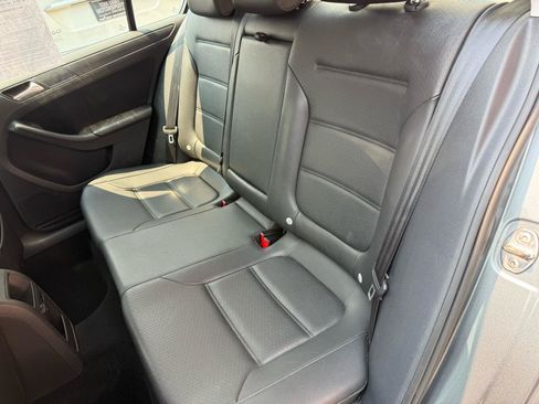 Used 2014 Volkswagen Jetta SE FWD image 7