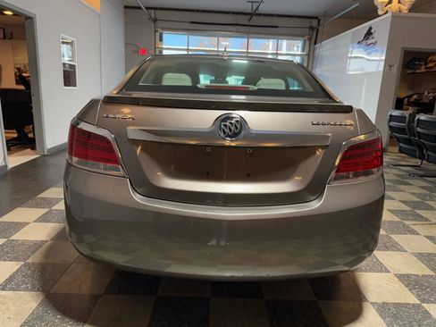 Used 2012 Buick LaCrosse image 7