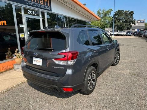 Used 2022 Subaru Forester Premium AWD/4WD image 7