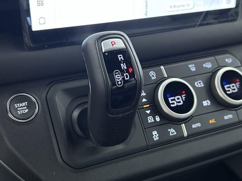 New 2025 Land Rover Defender 130 X-Dynamic SE image 16