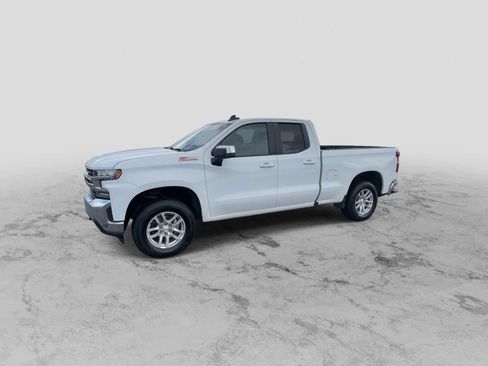 Used 2020 Chevrolet Silverado 1500 LT image 4