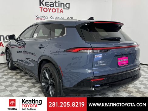 New 2025 Toyota Crown Signia image 7