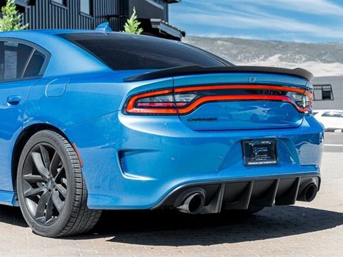 Used 2018 Dodge Charger R/T Scat Pack RWD image 12
