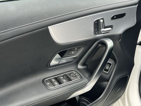 Used 2020 Mercedes-Benz CLA 250 4MATIC image 12