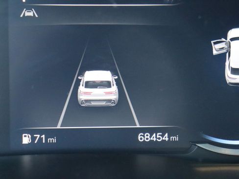 Used 2022 Genesis GV70 2.5T w/ Select Package image 29