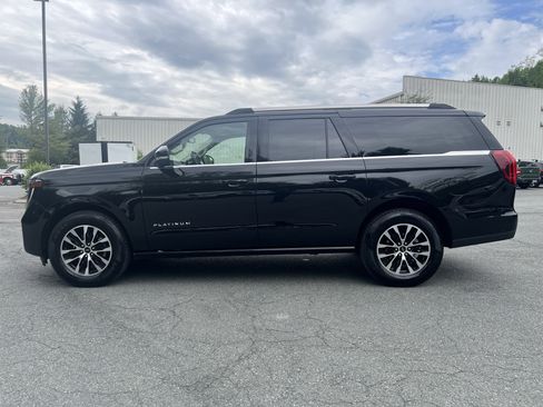 Used 2025 Ford Expedition Max Platinum AWD/4WD image 7