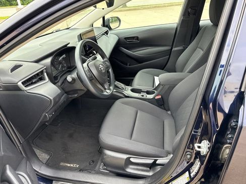 Used 2023 Toyota Corolla LE w/ Carpet Mat Package (TMS) FWD image 14