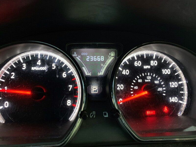 Used 2018 Nissan Versa SV FWD image 11