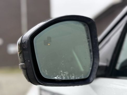 Used 2020 Land Rover Range Rover Evoque S image 33