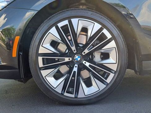 Used 2024 BMW 530i xDrive w/ Premium Package AWD/4WD image 23