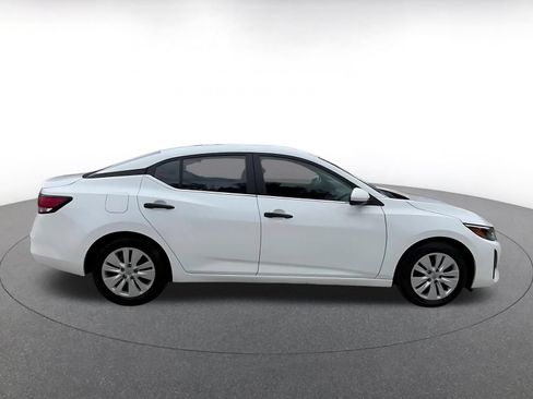 Used 2025 Nissan Sentra S FWD image 16