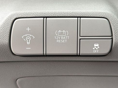 New 2026 Hyundai Elantra Sport FWD image 29