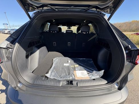 New 2026 Ford Escape ST-Line w/ Tech Pack #1 image 18