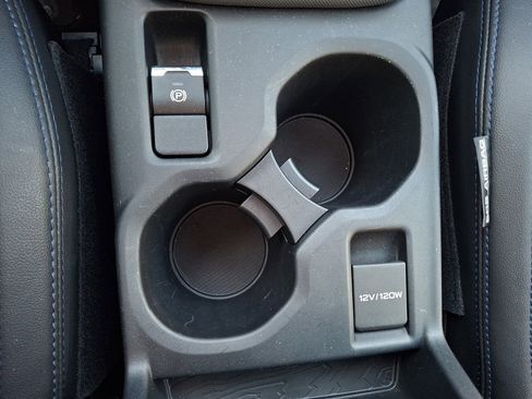 Certified 2025 Subaru Forester Limited image 24