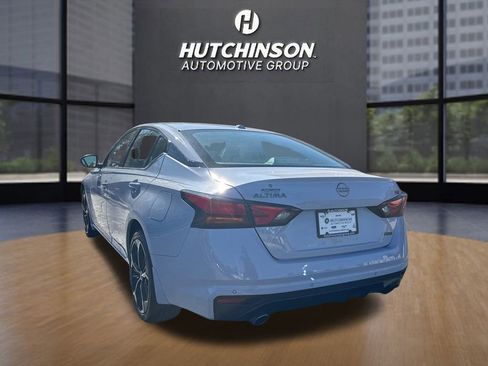 Used 2025 Nissan Altima 2.5 SR image 5