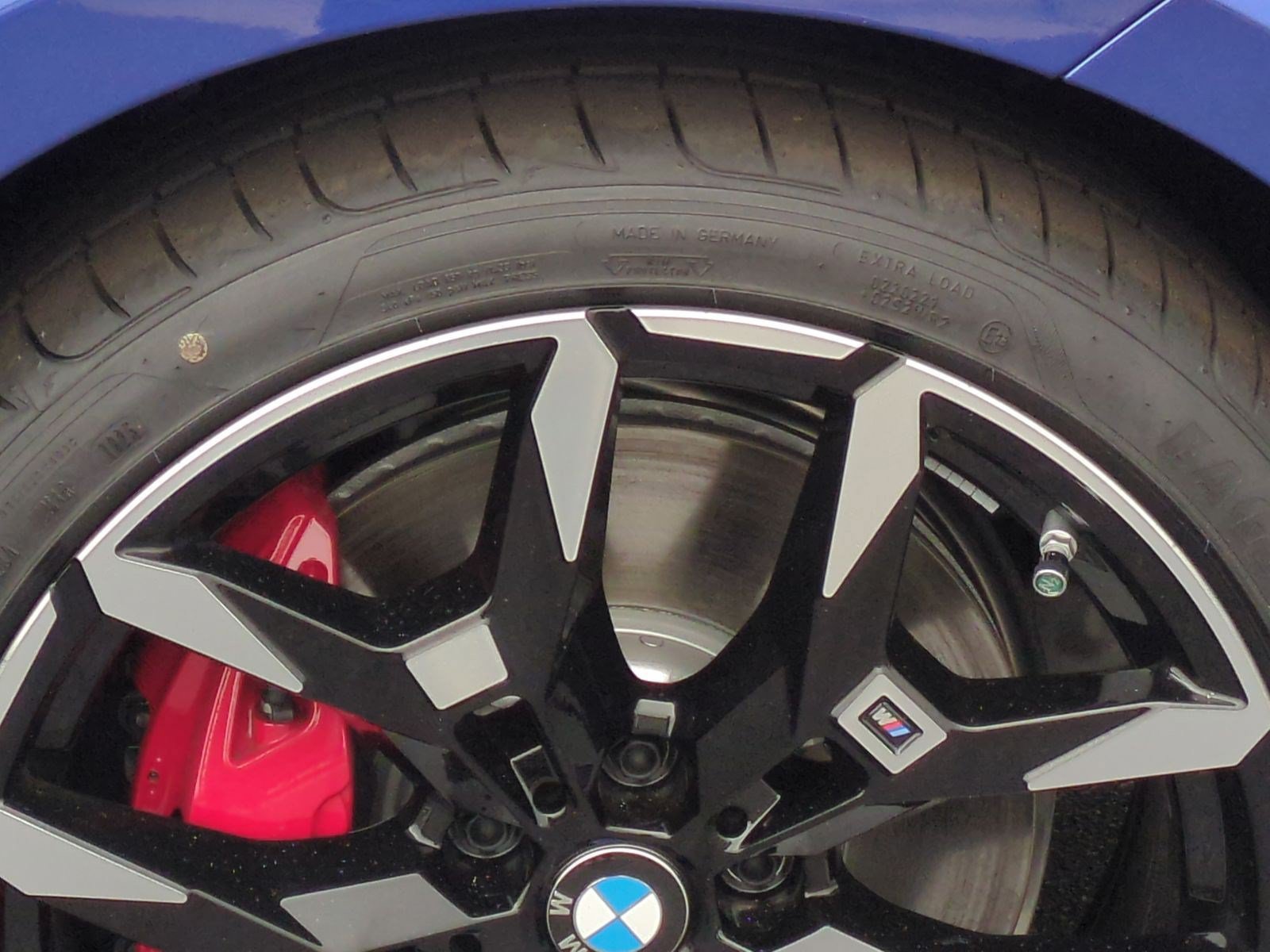Certified 2026 BMW 330i Sedan w/ M Sport Package RWD image 12