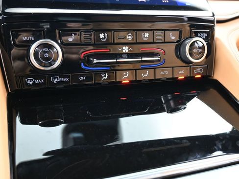 New 2025 Jeep Grand Cherokee L Summit image 27