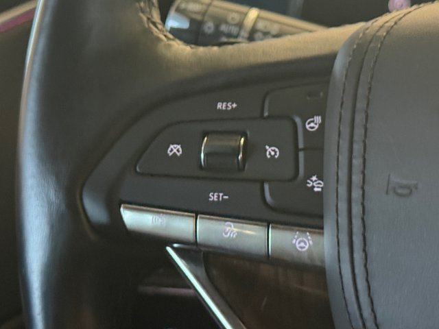 Used 2024 Cadillac Escalade Sport Platinum w/ LPO, ONYX Package AWD/4WD image 10