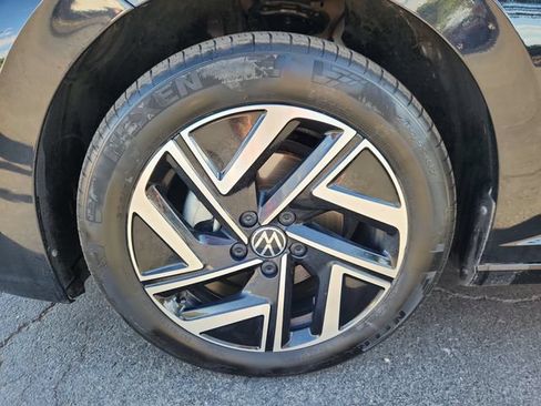 Certified 2024 Volkswagen Jetta SEL FWD image 15