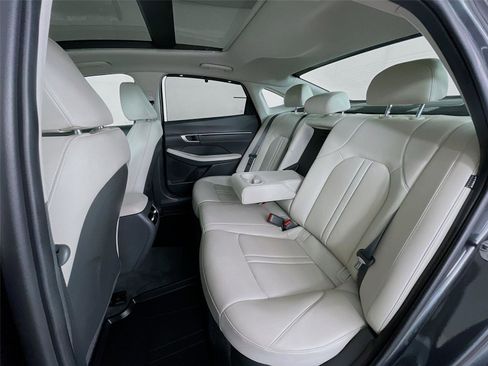 Used 2025 Hyundai Sonata Limited image 29