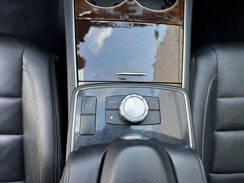 Used 2014 Mercedes-Benz E 350 Coupe image 24