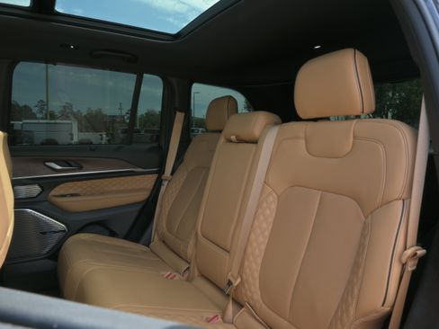 Used 2023 Jeep Grand Cherokee Summit w/ Adv Protech Group IV image 11