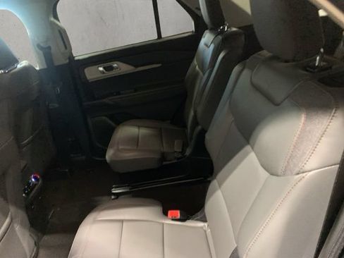 New 2026 Ford Explorer Active w/ Active Comfort Package AWD/4WD image 18