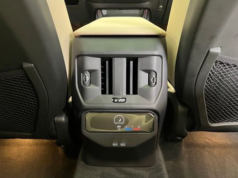 Used 2026 BMW X3 xDrive30 w/ Premium Package image 10