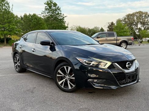 Used 2016 Nissan Maxima 3.5 S image 2